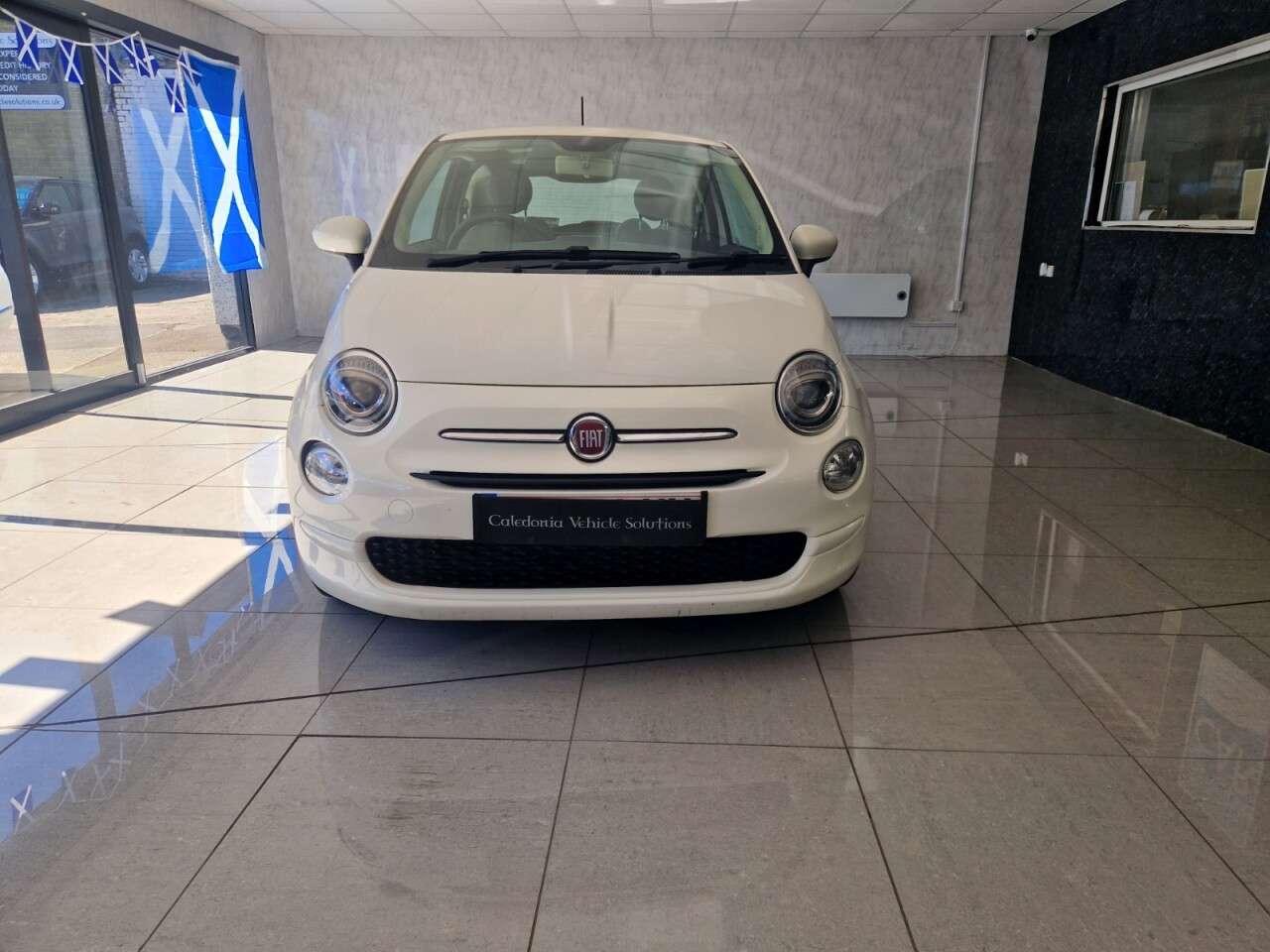 2017 FIAT 500 2017 FIAT 500