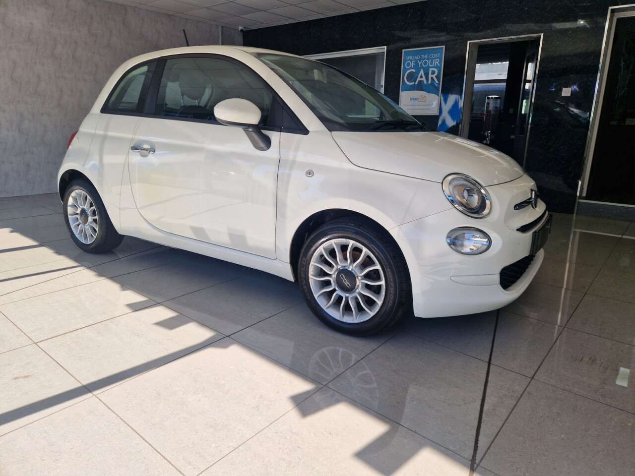 2017 FIAT 500 2017 FIAT 500
