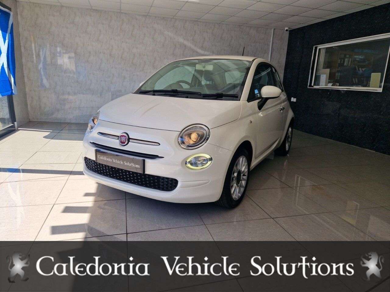 2017 FIAT 500 2017 FIAT 500