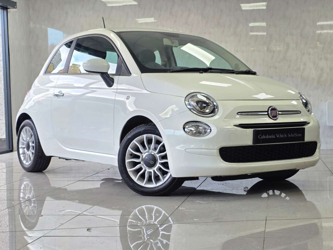 2017 FIAT 500 2017 FIAT 500