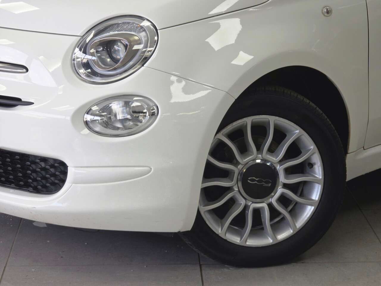 2017 FIAT 500 2017 FIAT 500