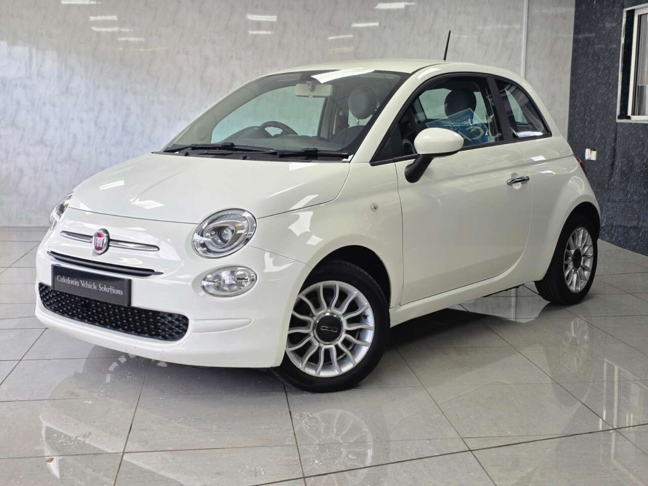 2017 FIAT 500 2017 FIAT 500