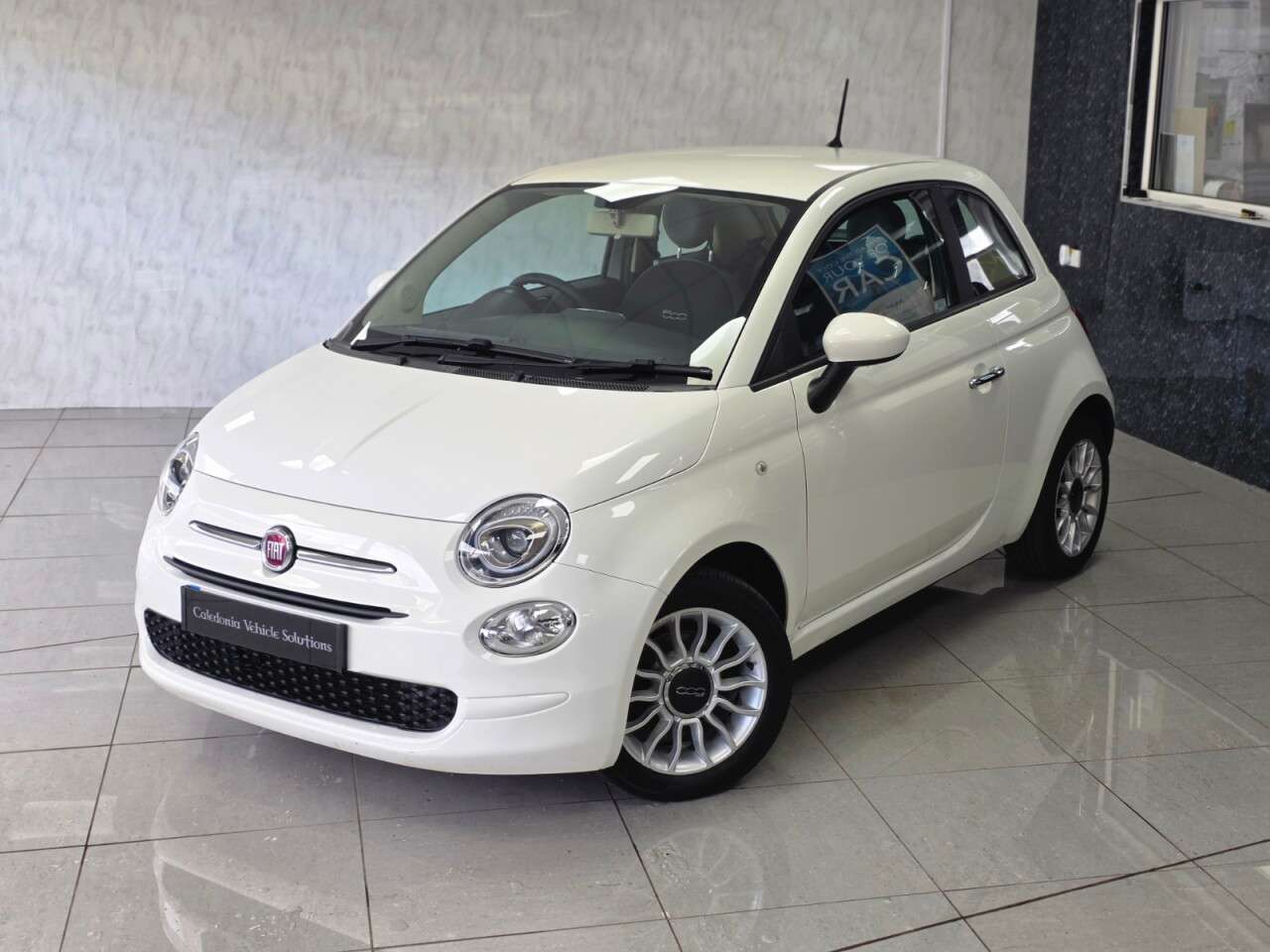 2017 FIAT 500 2017 FIAT 500