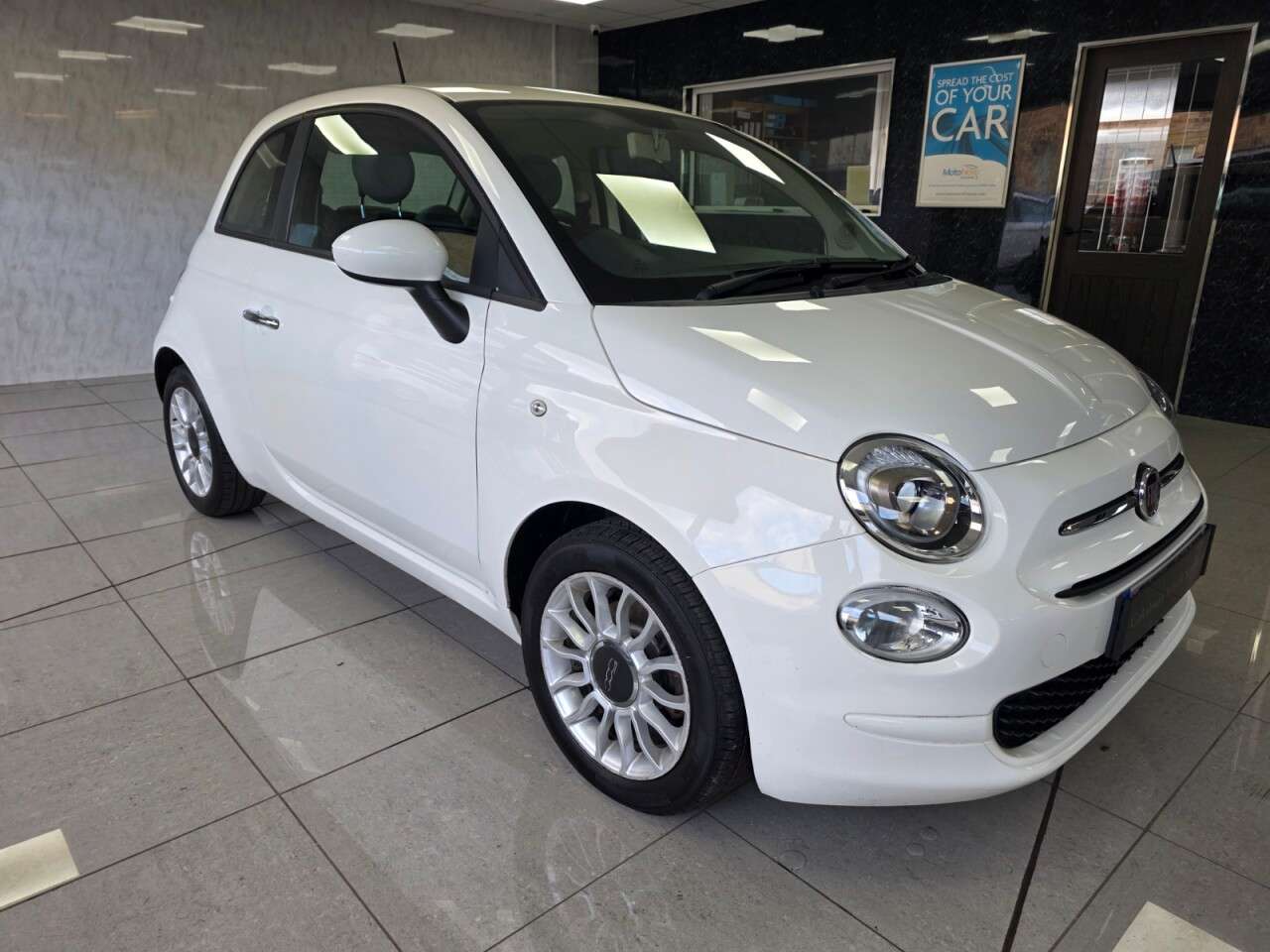 2017 FIAT 500 2017 FIAT 500