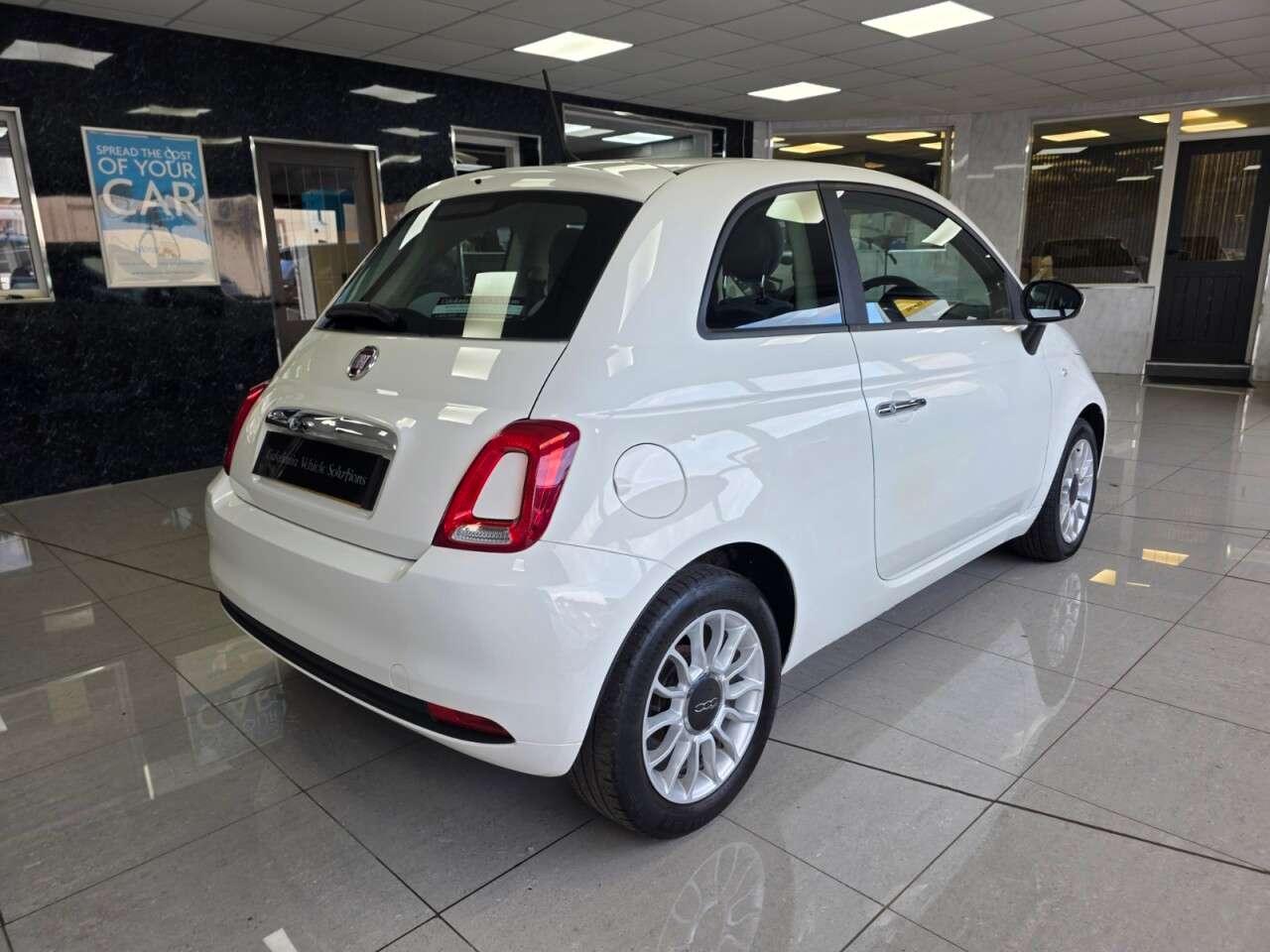 2017 FIAT 500 2017 FIAT 500