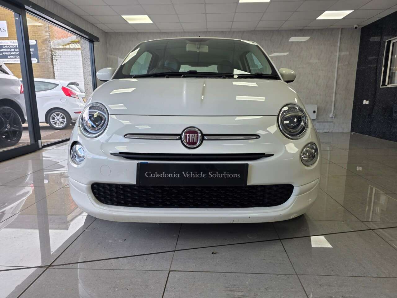 2017 FIAT 500 2017 FIAT 500