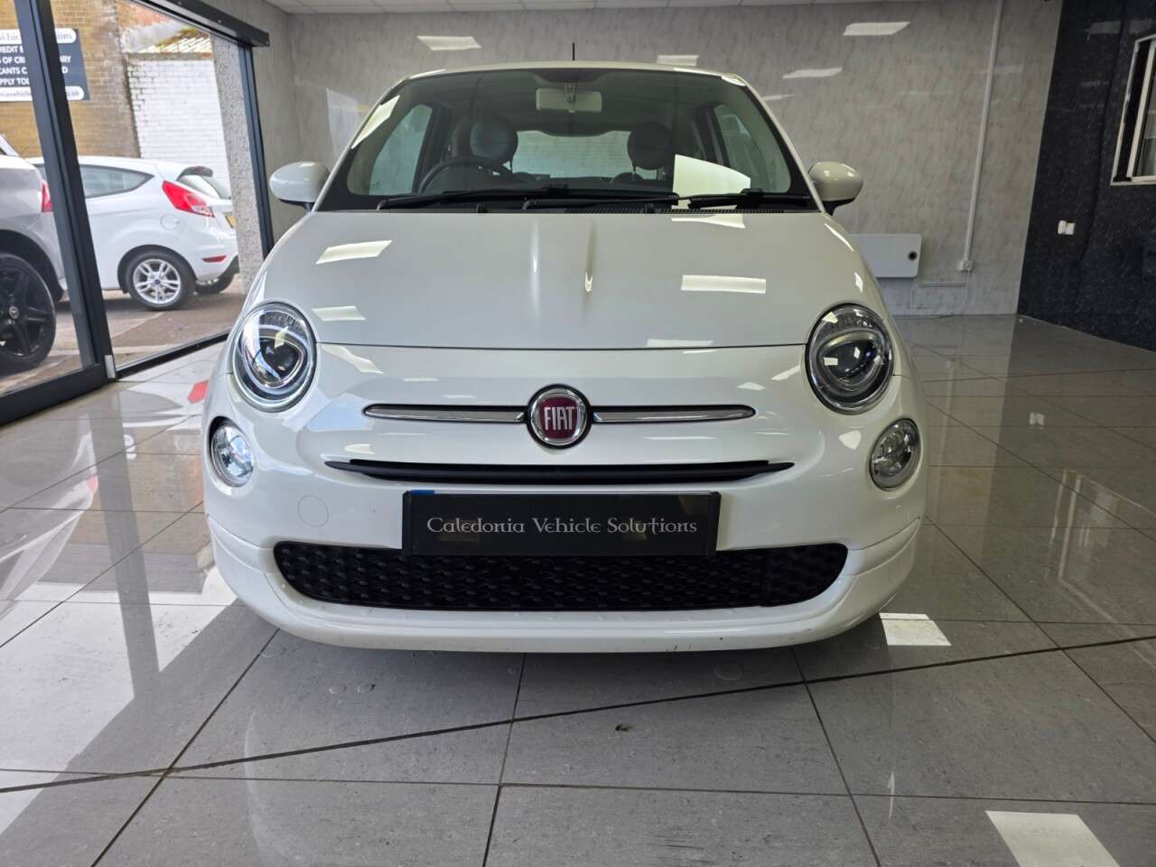 2017 FIAT 500 2017 FIAT 500