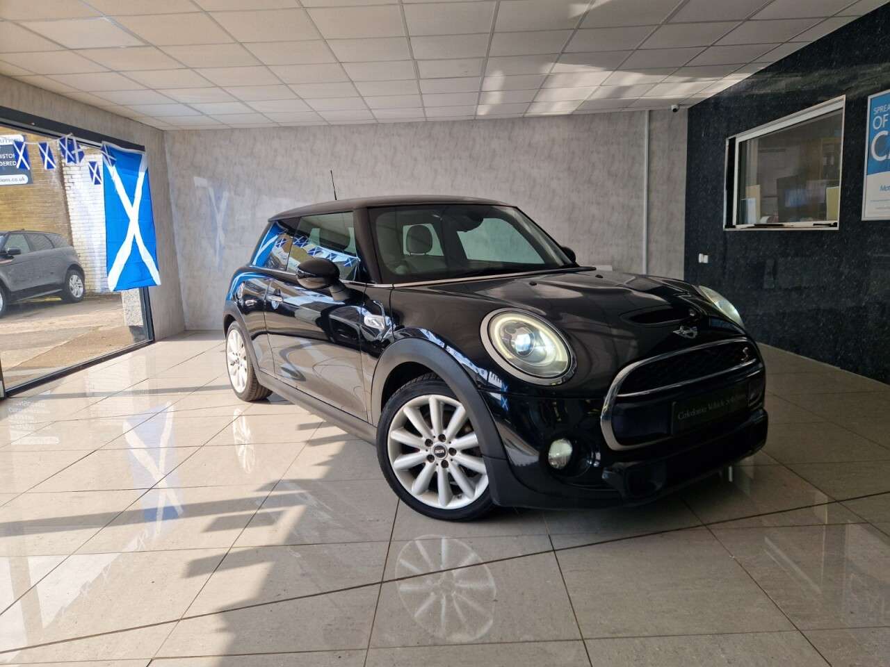 A 2015 MINI HATCH 2.0 Cooper SD Hatchback 3dr Diesel Manual Euro 6 (s/s) (170 ps) LADY OWNER A 2015 MINI HATCH 2.0 Cooper SD Hatchback 3dr Diesel Manual Euro 6 (s/s) (170 ps) LADY OWNER