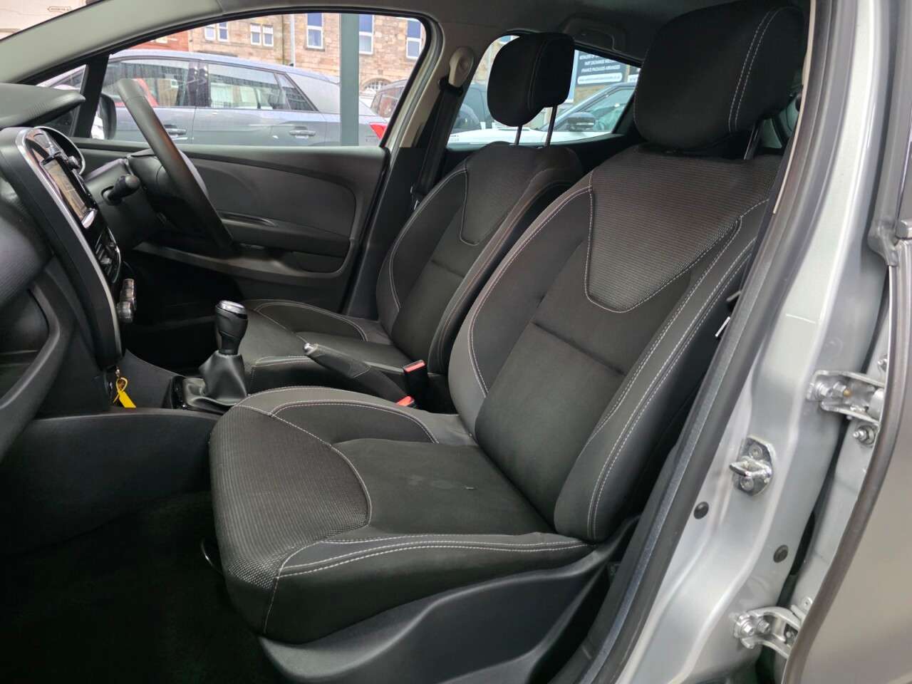 2019 RENAULT CLIO 2019 RENAULT CLIO