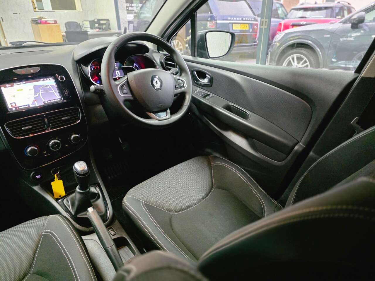 2019 RENAULT CLIO 2019 RENAULT CLIO