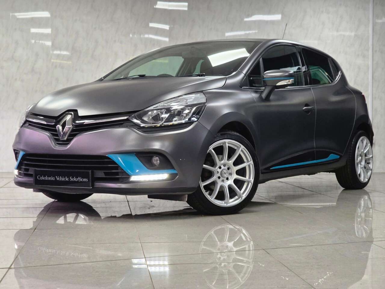 2019 RENAULT CLIO 2019 RENAULT CLIO