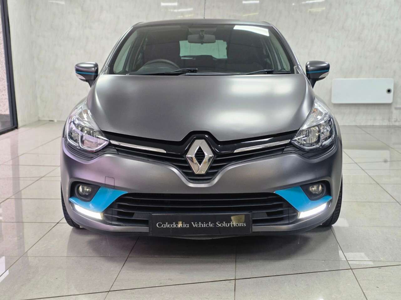 2019 RENAULT CLIO 2019 RENAULT CLIO