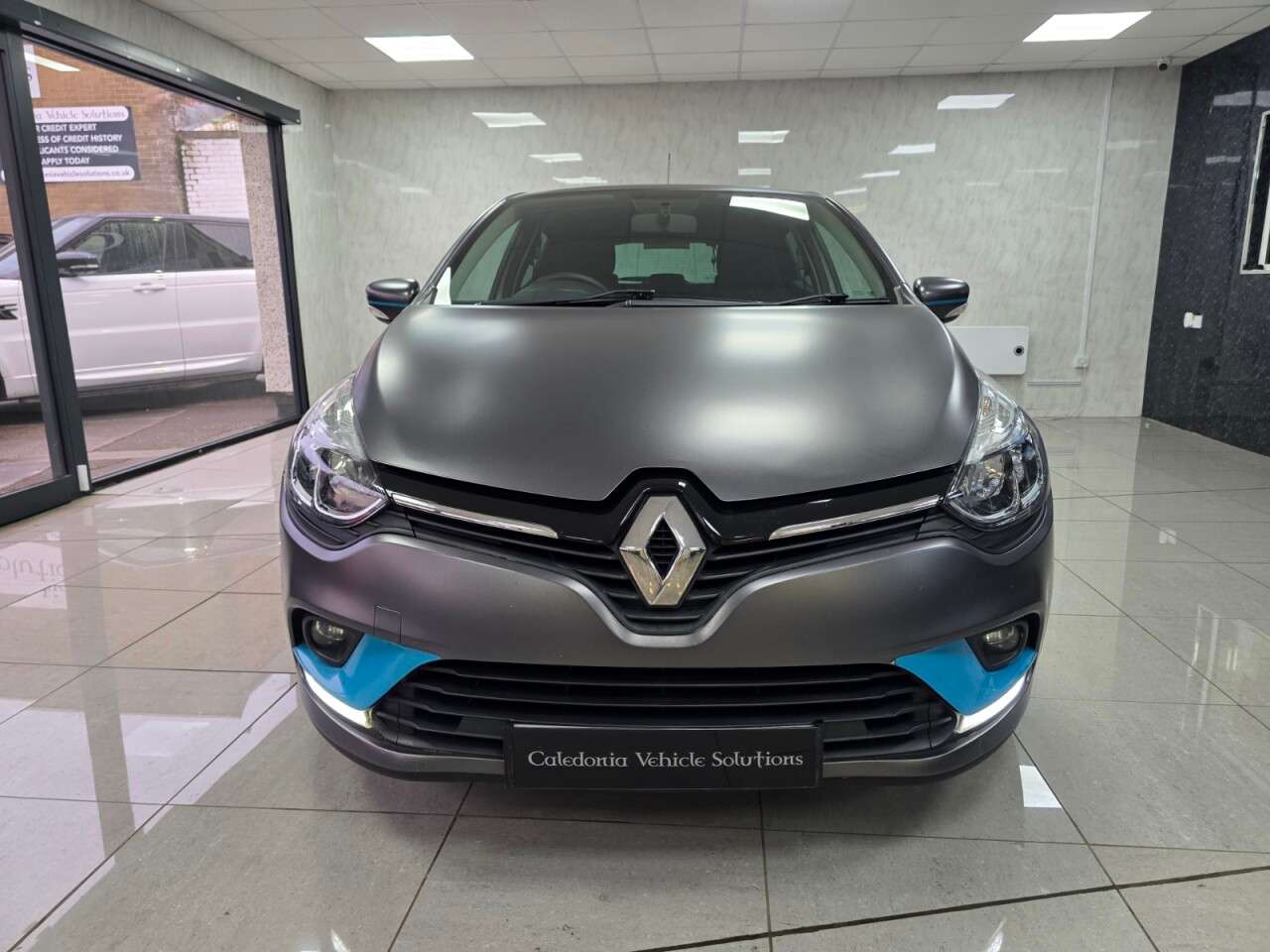 2019 RENAULT CLIO 2019 RENAULT CLIO