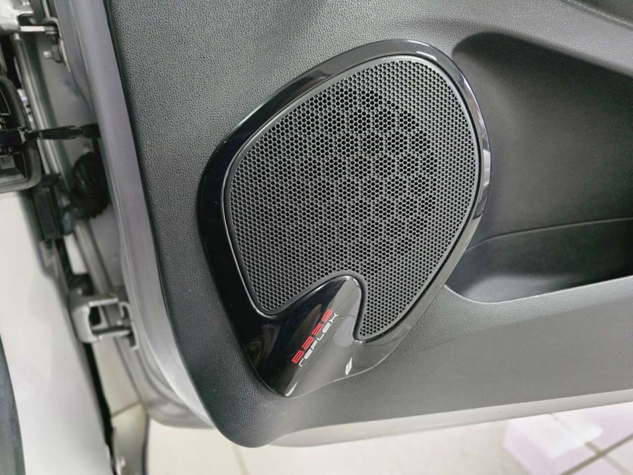 2019 RENAULT CLIO 2019 RENAULT CLIO