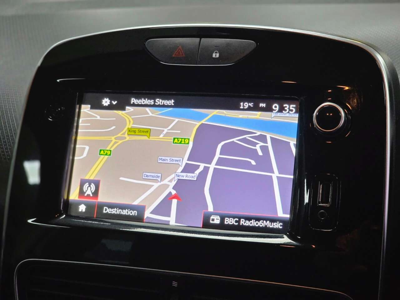 2019 RENAULT CLIO 2019 RENAULT CLIO