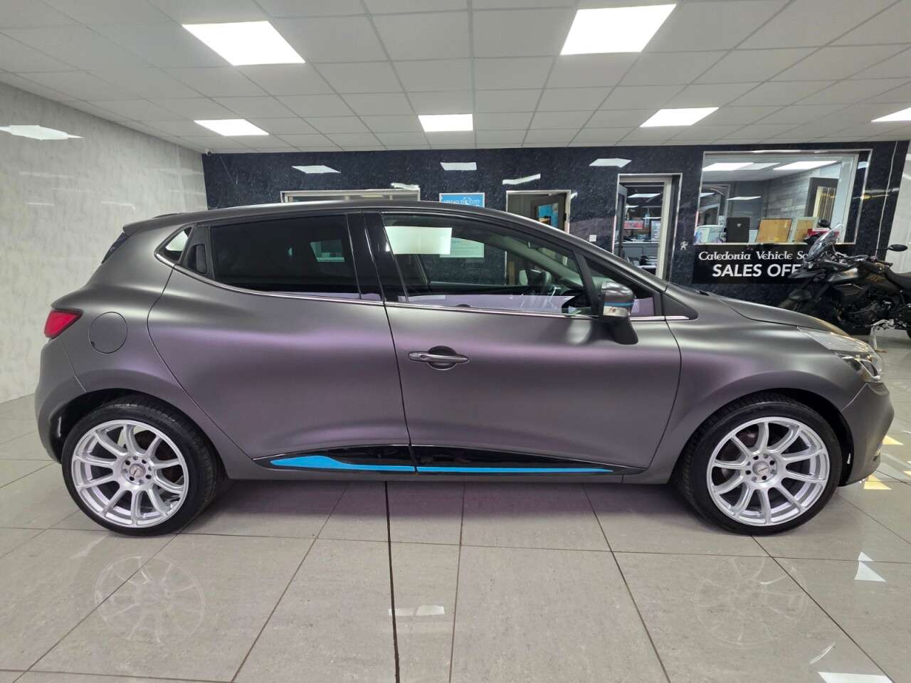 2019 RENAULT CLIO 2019 RENAULT CLIO