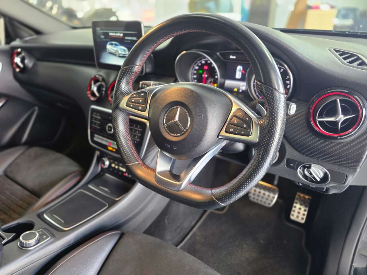 2018 MERCEDES-BENZ A CLASS 2018 MERCEDES-BENZ A CLASS