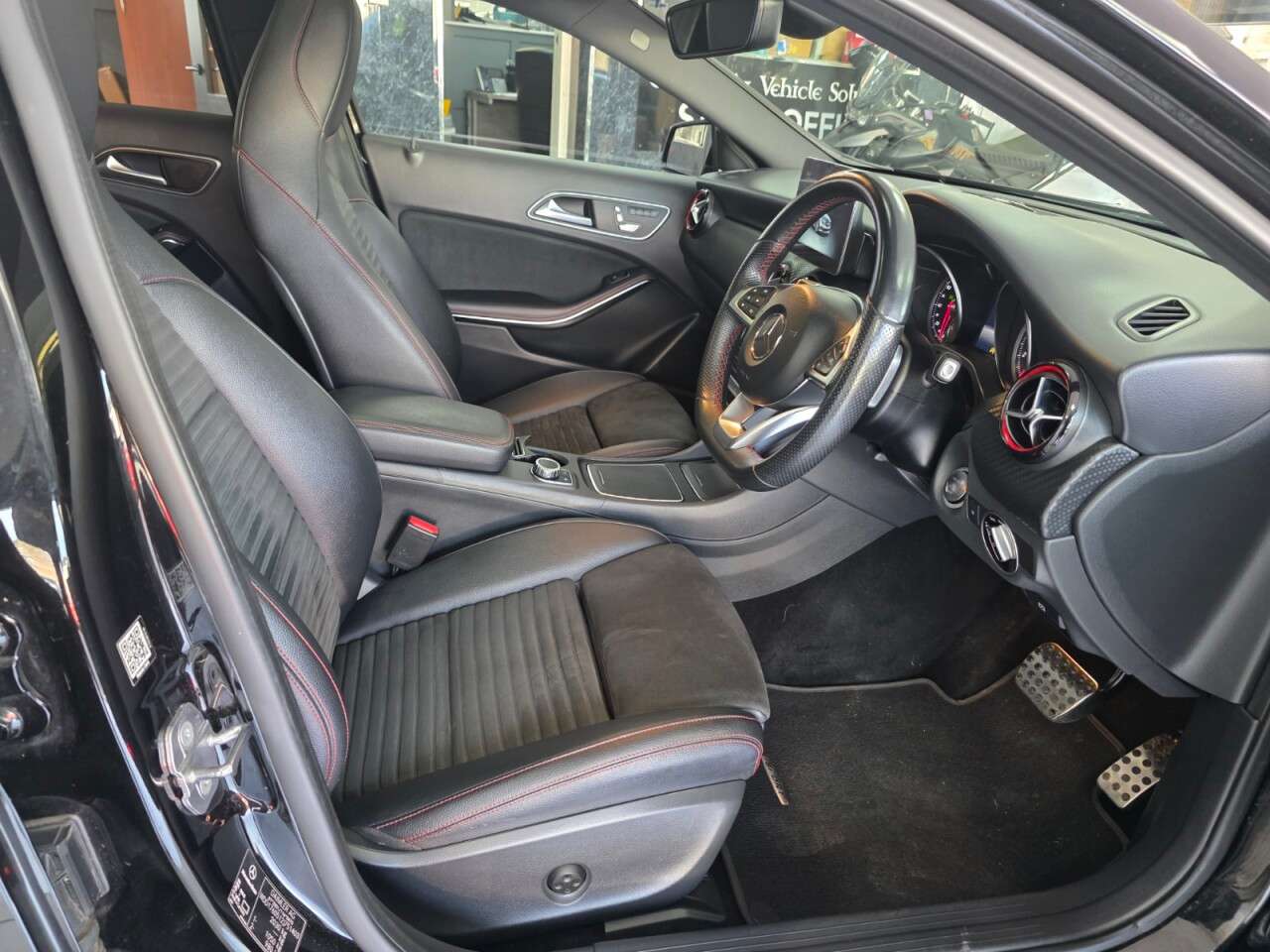 2018 MERCEDES-BENZ A CLASS 2018 MERCEDES-BENZ A CLASS