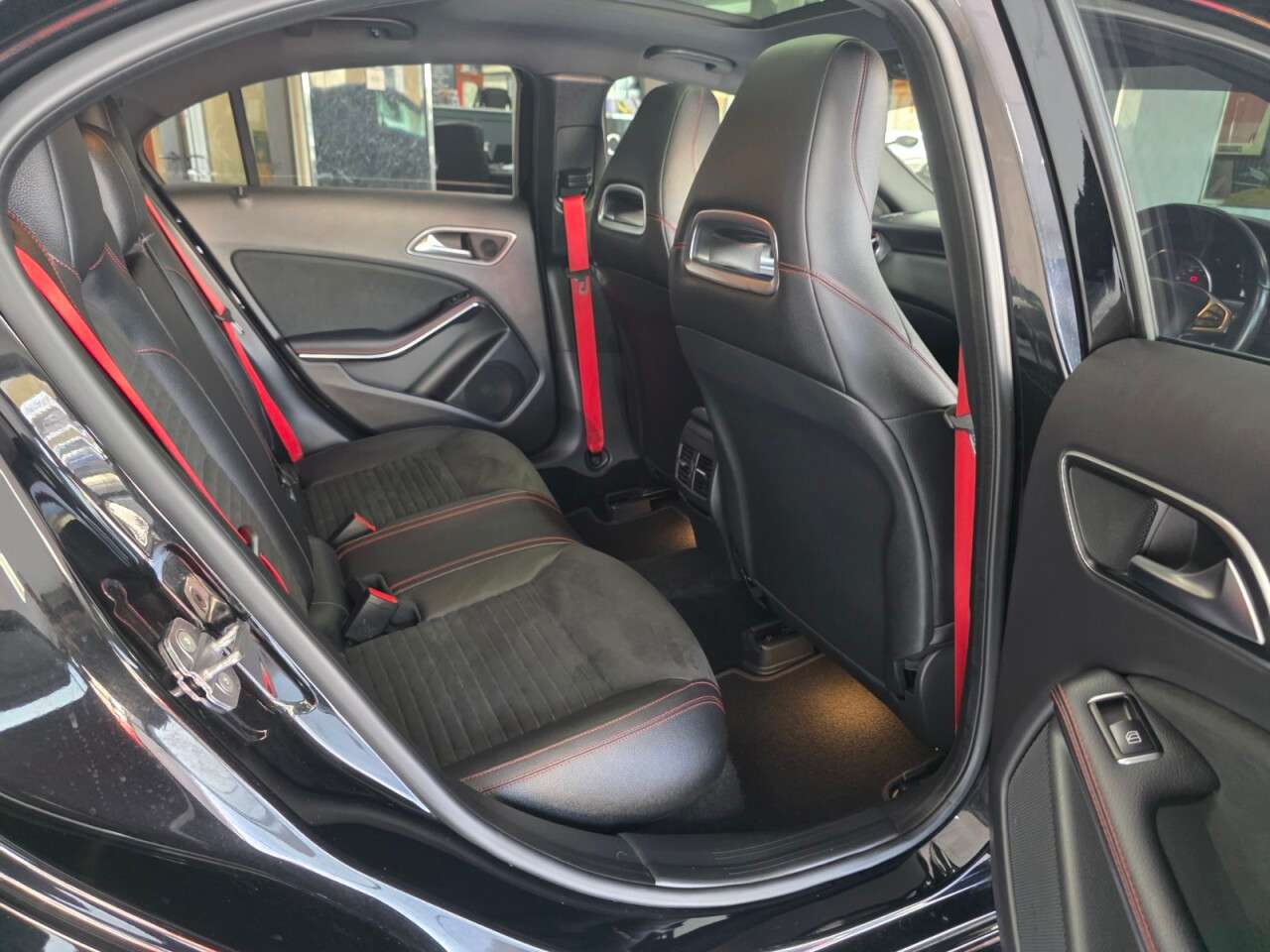 2018 MERCEDES-BENZ A CLASS 2018 MERCEDES-BENZ A CLASS