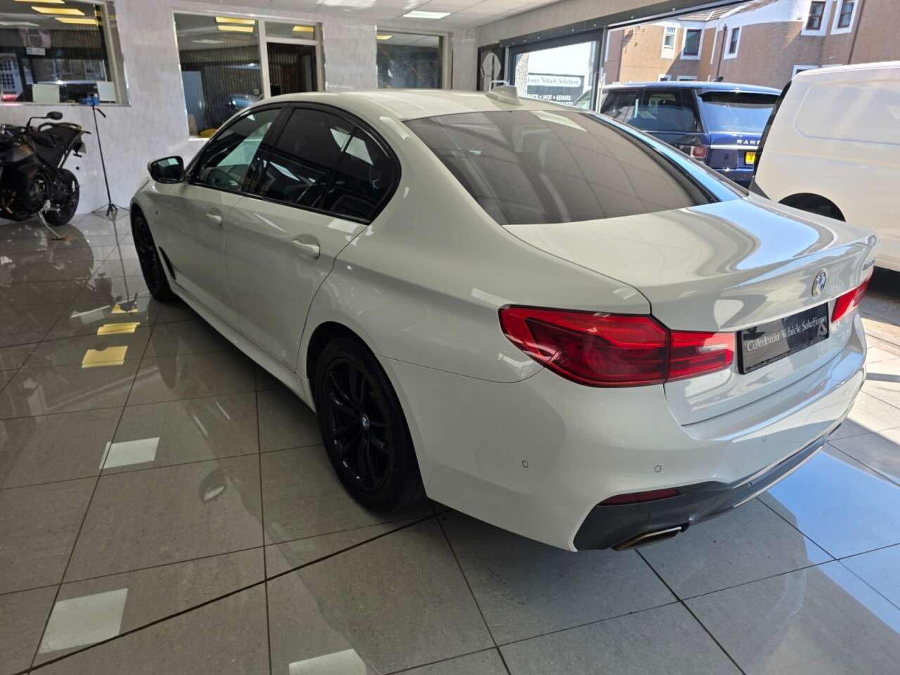2019 BMW 5 SERIES 2019 BMW 5 SERIES