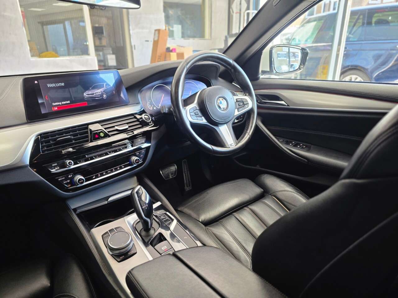 2019 BMW 5 SERIES 2019 BMW 5 SERIES