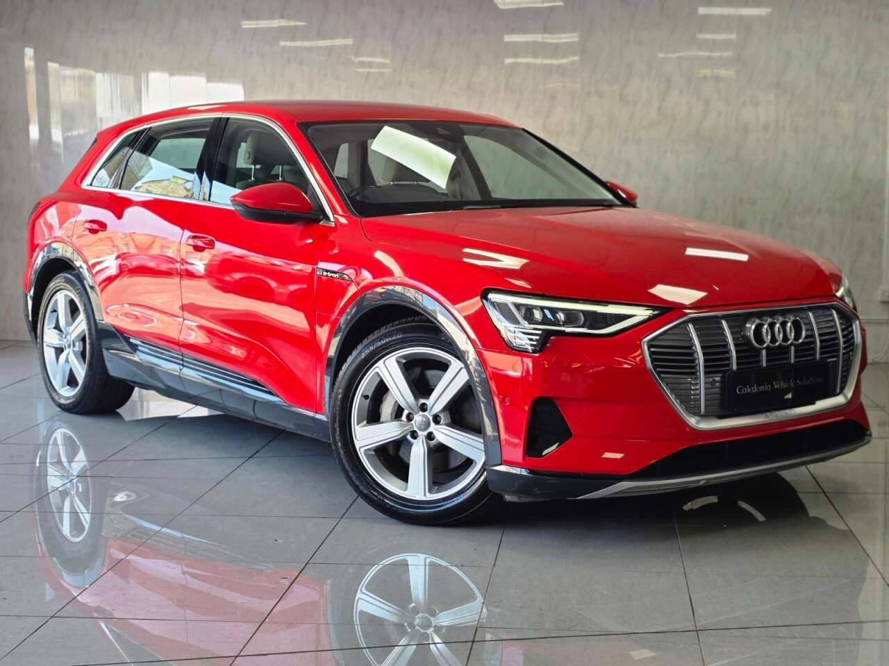 A 2020 AUDI E-TRON 50 Technik SUV 5dr Electric Auto quattro 71.2kWh (313 ps) A 2020 AUDI E-TRON 50 Technik SUV 5dr Electric Auto quattro 71.2kWh (313 ps)