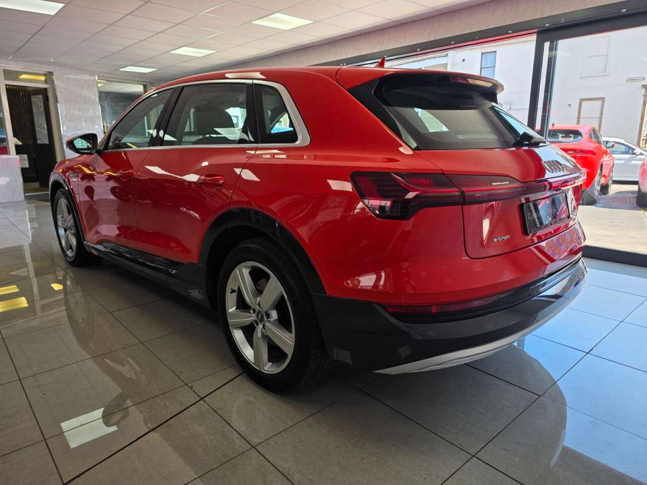 2020 AUDI E-TRON 2020 AUDI E-TRON