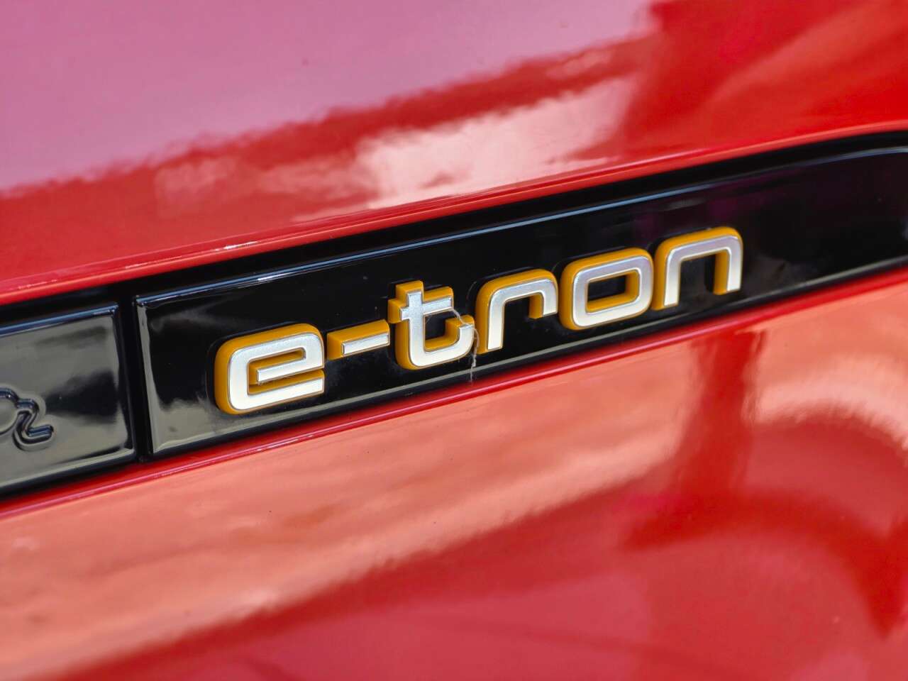 2020 AUDI E-TRON 2020 AUDI E-TRON