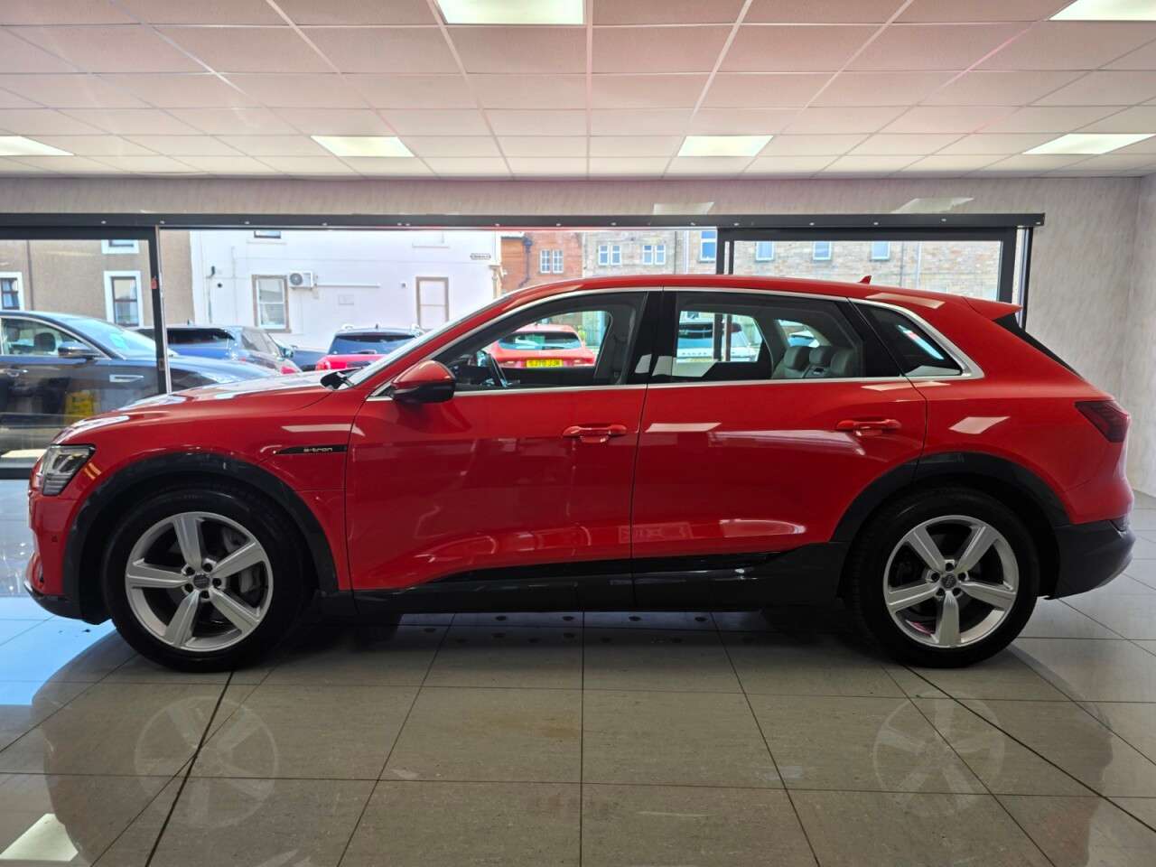 2020 AUDI E-TRON 2020 AUDI E-TRON