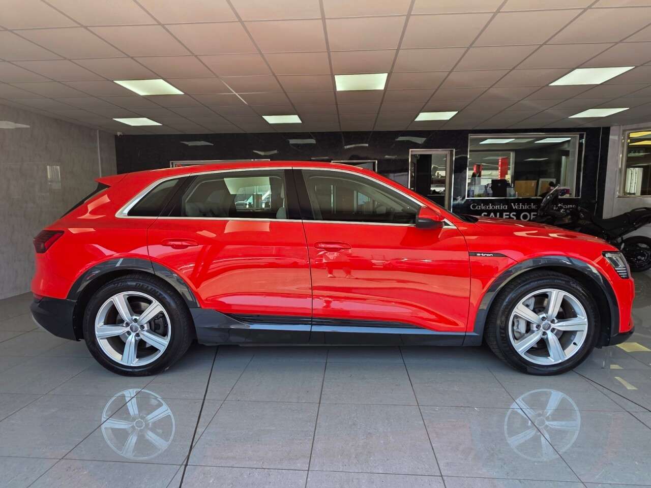 2020 AUDI E-TRON 2020 AUDI E-TRON