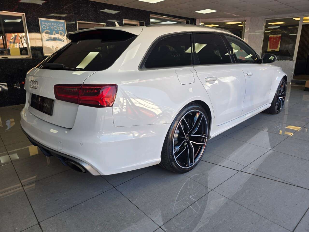 2017 AUDI RS6 AVANT 2017 AUDI RS6 AVANT