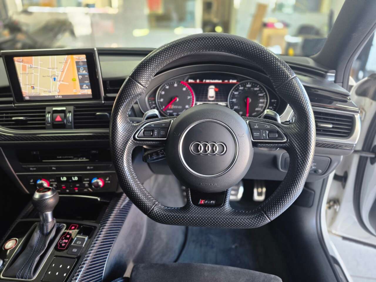2017 AUDI RS6 AVANT 2017 AUDI RS6 AVANT