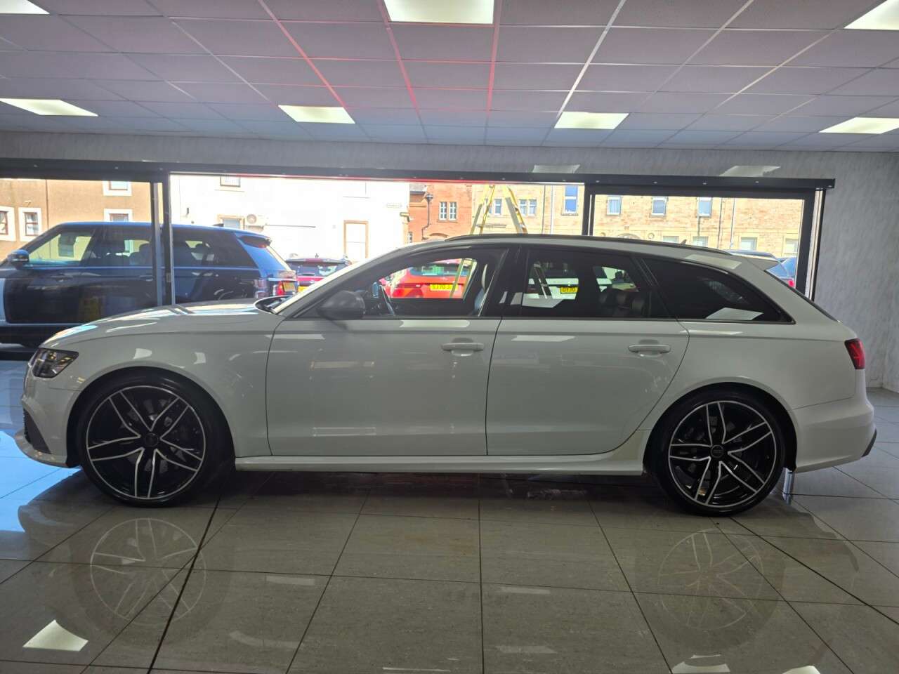 2017 AUDI RS6 AVANT 2017 AUDI RS6 AVANT
