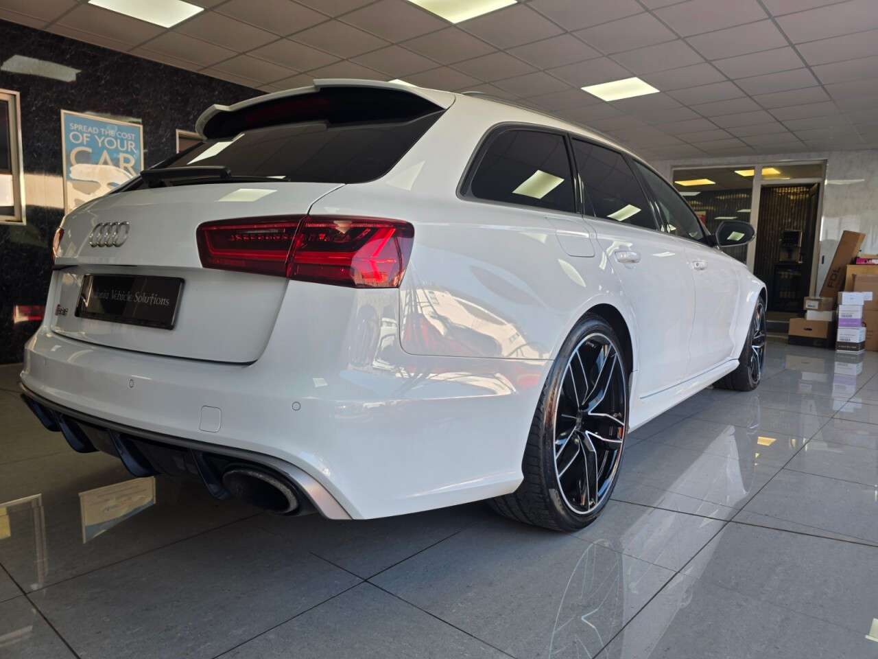 2017 AUDI RS6 AVANT 2017 AUDI RS6 AVANT