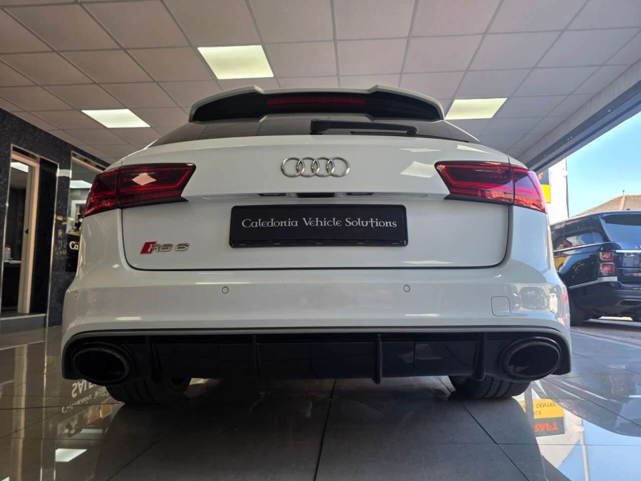 2017 AUDI RS6 AVANT 2017 AUDI RS6 AVANT