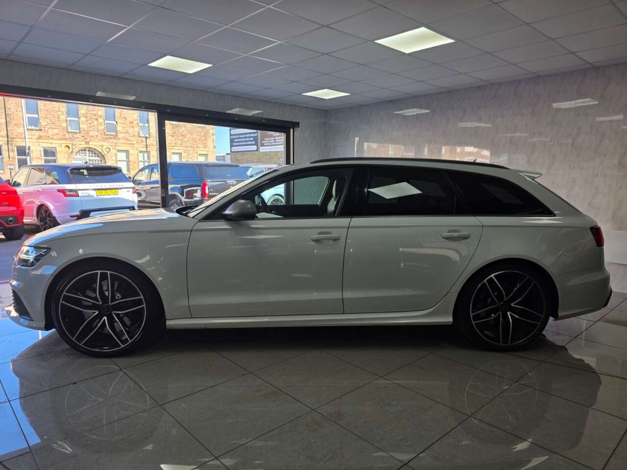 2017 AUDI RS6 AVANT 2017 AUDI RS6 AVANT
