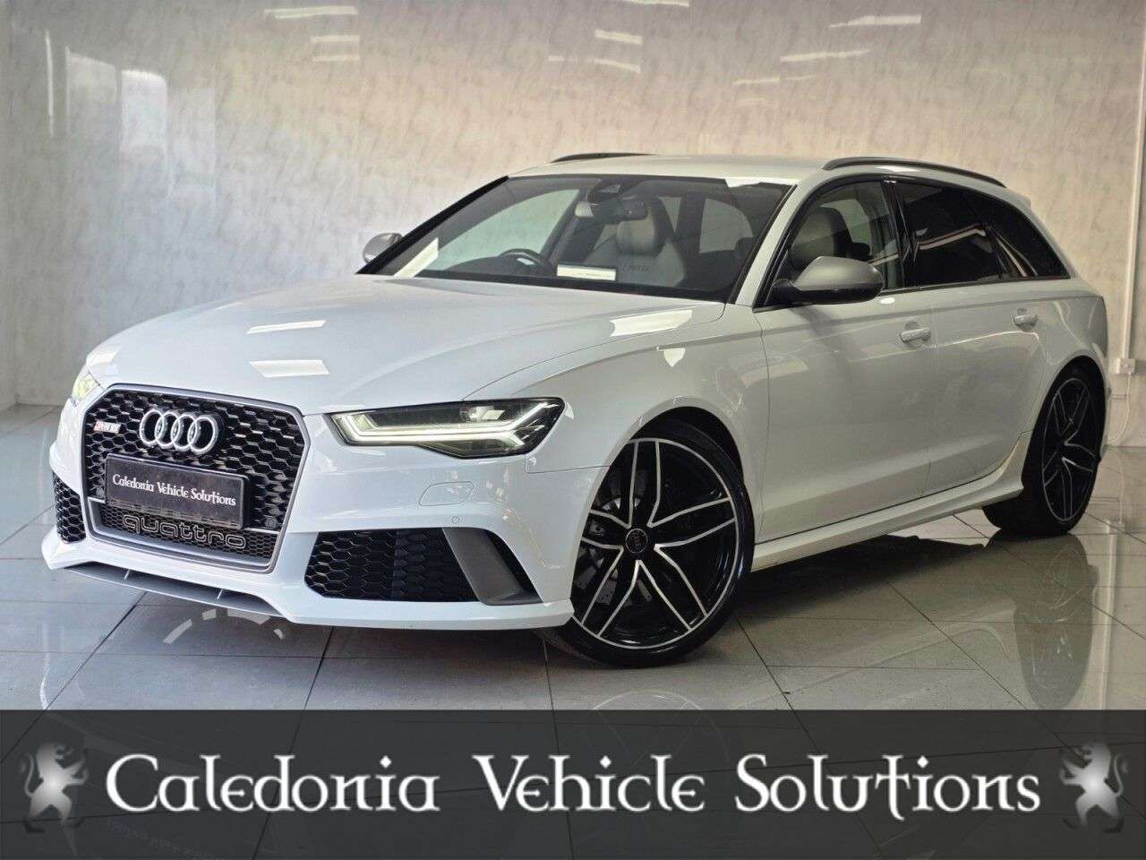 A 2017 AUDI RS6 AVANT 4.0 TFSI V8 Performance Estate 5dr Petrol Tiptronic quattro Euro 6 (s/s) (6 A 2017 AUDI RS6 AVANT 4.0 TFSI V8 Performance Estate 5dr Petrol Tiptronic quattro Euro 6 (s/s) (6