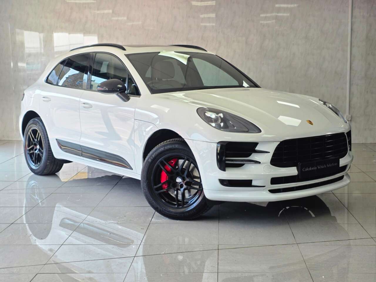 A 2020 PORSCHE MACAN 3.0T V6 S SUV 5dr Petrol PDK 4WD Euro 6 (s/s) (354 ps) PAN ROOF, BOSE SOUND A 2020 PORSCHE MACAN 3.0T V6 S SUV 5dr Petrol PDK 4WD Euro 6 (s/s) (354 ps) PAN ROOF, BOSE SOUND