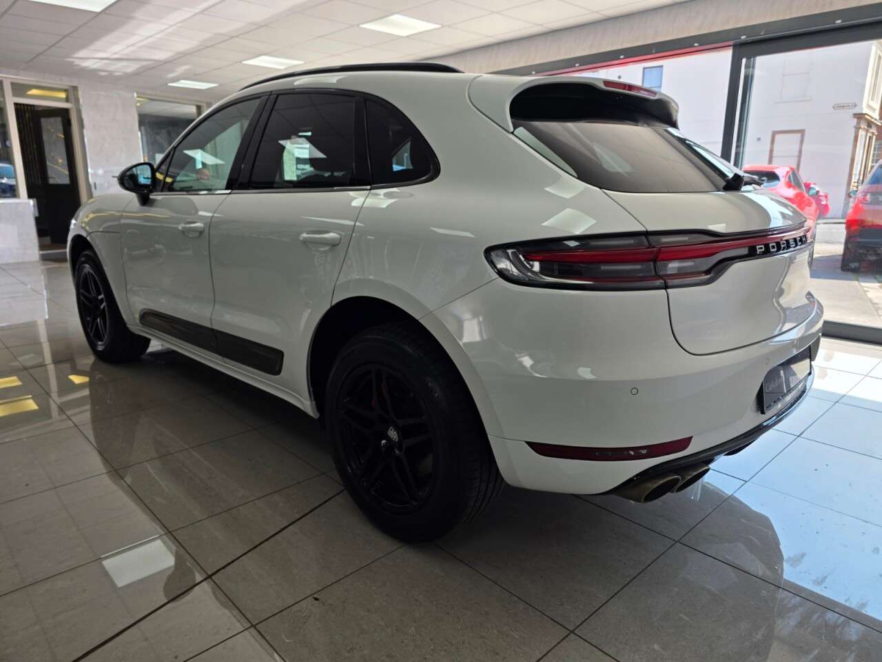 2020 PORSCHE MACAN 2020 PORSCHE MACAN