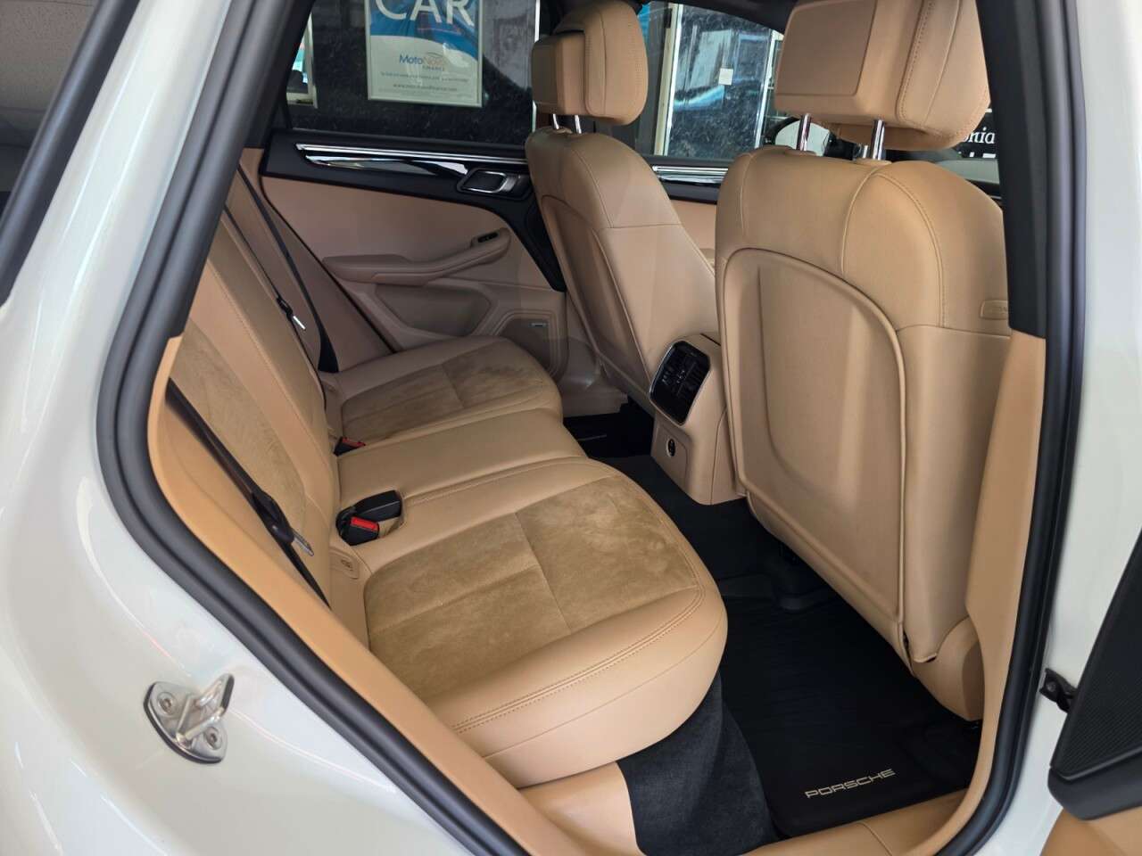 2020 PORSCHE MACAN 2020 PORSCHE MACAN