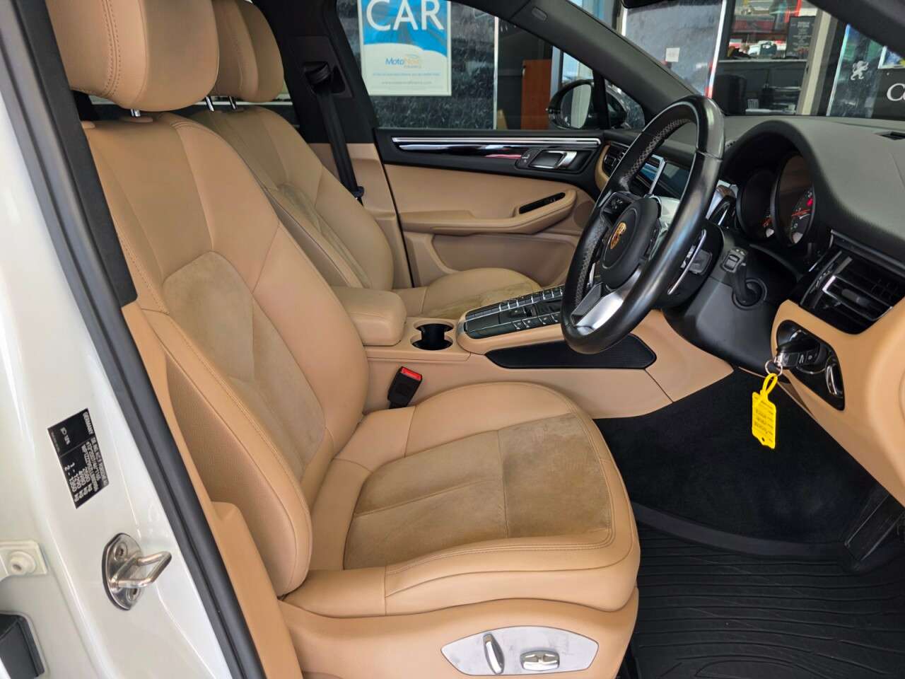 2020 PORSCHE MACAN 2020 PORSCHE MACAN