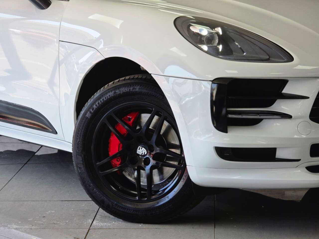 2020 PORSCHE MACAN 2020 PORSCHE MACAN