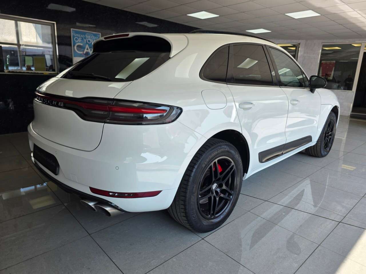 2020 PORSCHE MACAN 2020 PORSCHE MACAN