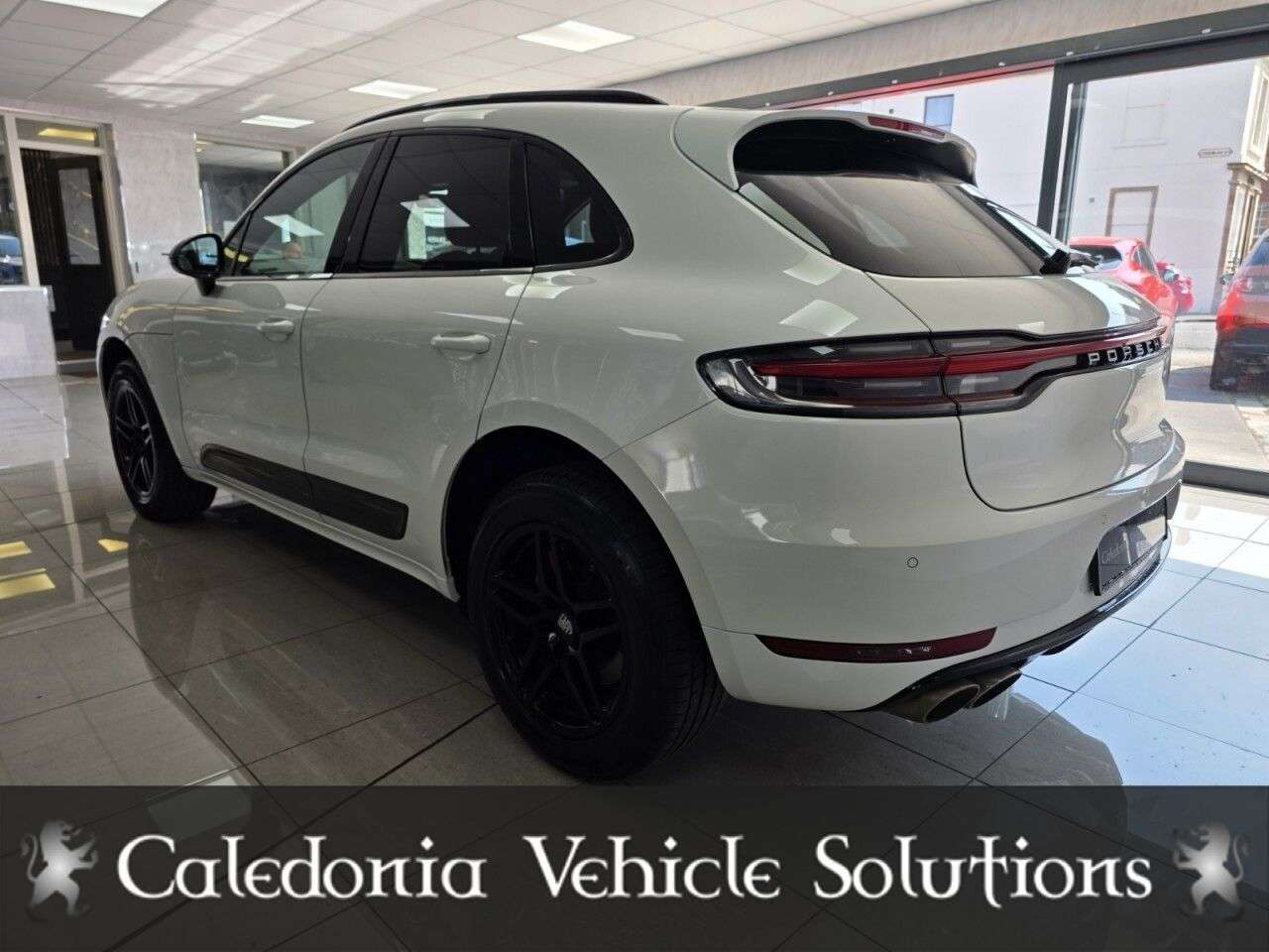 2020 PORSCHE MACAN 2020 PORSCHE MACAN
