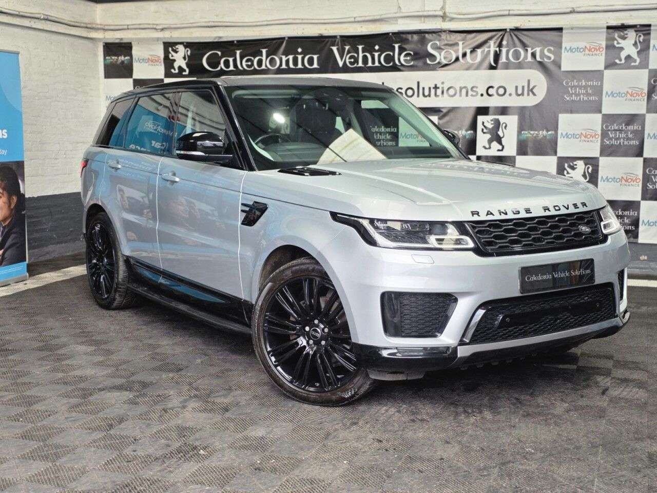 A 2020 LAND ROVER RANGE ROVER SPORT 3.0 SD V6 HSE SUV 5dr Diesel Auto 4WD Euro 6 (s/s) (306 ps) PAN ROOF, ALSTO A 2020 LAND ROVER RANGE ROVER SPORT 3.0 SD V6 HSE SUV 5dr Diesel Auto 4WD Euro 6 (s/s) (306 ps) PAN ROOF, ALSTO