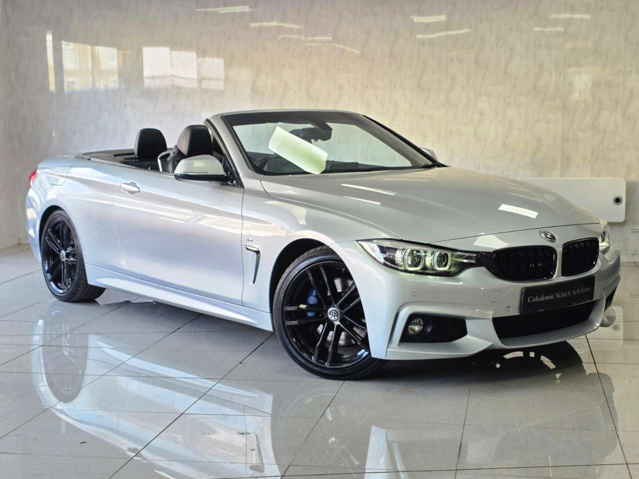 A 2018 BMW 4 SERIES 2.0 420d M Sport Convertible 2dr Diesel Manual Euro 6 (s/s) (190 ps) HARMAN A 2018 BMW 4 SERIES 2.0 420d M Sport Convertible 2dr Diesel Manual Euro 6 (s/s) (190 ps) HARMAN