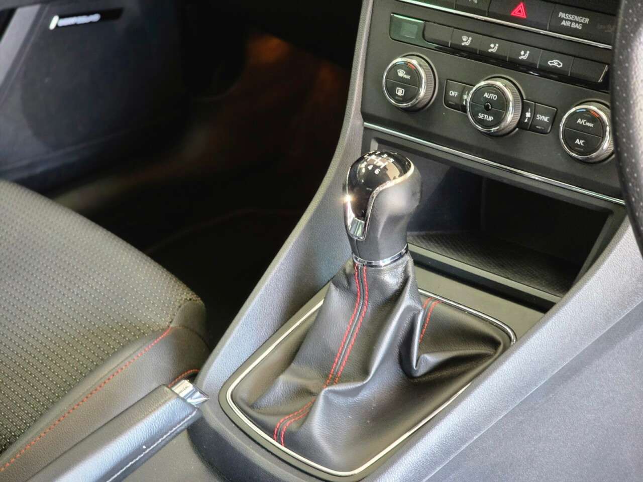 2015 SEAT LEON 2015 SEAT LEON