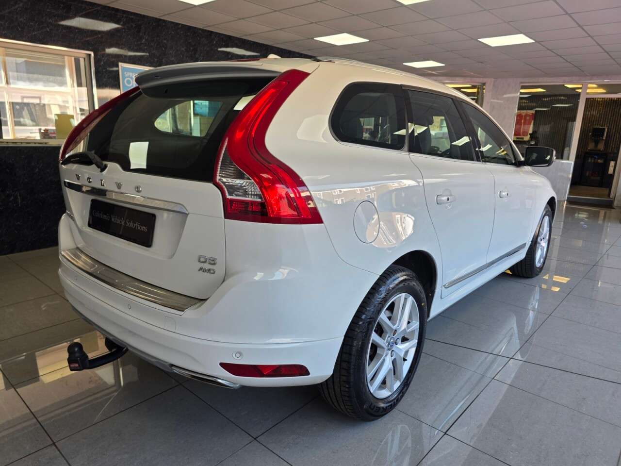 2017 VOLVO XC60 2017 VOLVO XC60