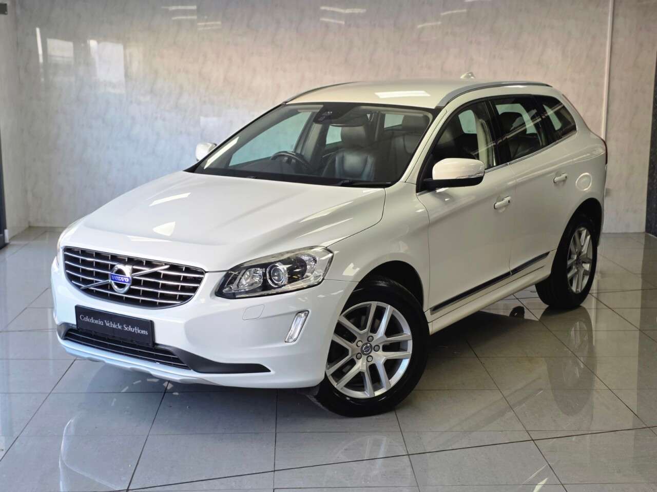 2017 VOLVO XC60 2017 VOLVO XC60