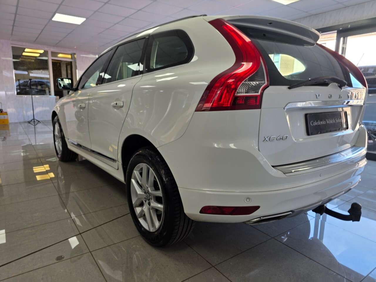 2017 VOLVO XC60 2017 VOLVO XC60